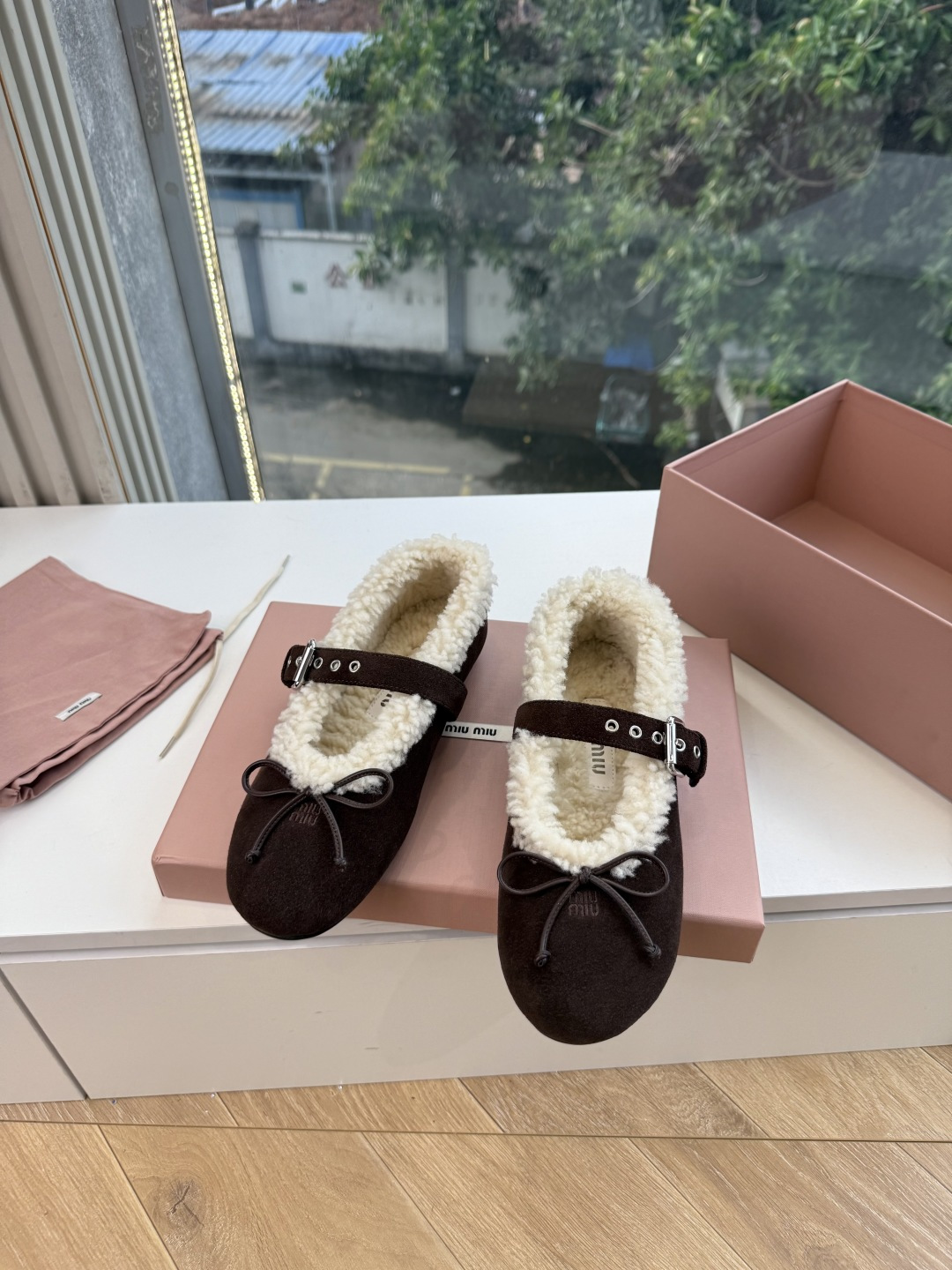 G顶级羊毛内里miumiu秋冬新款玛丽珍芭蕾舞鞋进口羊毛雪地靴棉鞋单鞋 简约造型，超轻原版开模鞋底，脚感妥妥满分 好穿好