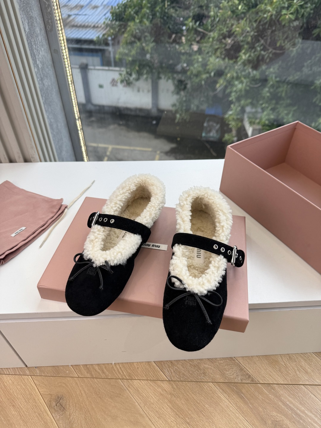 G顶级羊毛内里miumiu秋冬新款玛丽珍芭蕾舞鞋进口羊毛雪地靴棉鞋单鞋 简约造型，超轻原版开模鞋底，脚感妥妥满分 好穿好