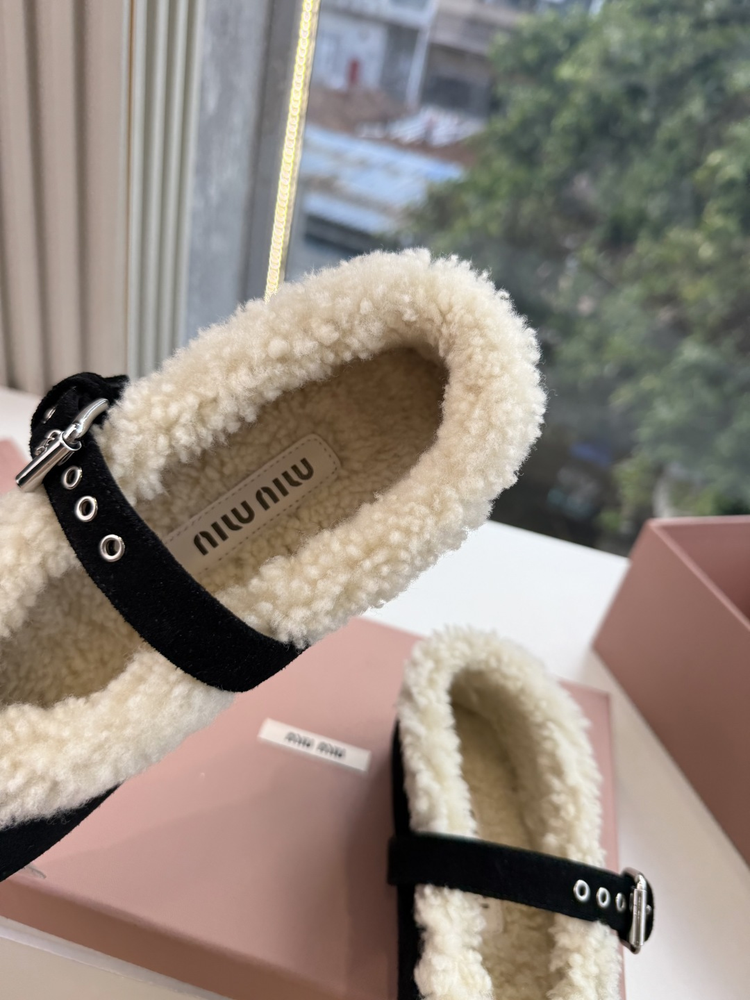 G顶级羊毛内里miumiu秋冬新款玛丽珍芭蕾舞鞋进口羊毛雪地靴棉鞋单鞋 简约造型，超轻原版开模鞋底，脚感妥妥满分 好穿好