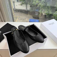 G339顶级品质 2026春夏新款玛丽半拖 Celine新款包头穆勒单鞋优雅又低调迷人 上脚真的超级显瘦超级美 C家特 G339顶级品质 2026春夏新款玛丽半拖 Celine新款包头穆勒单鞋优雅又低调迷人 上脚真的超级显瘦超级美 C家特