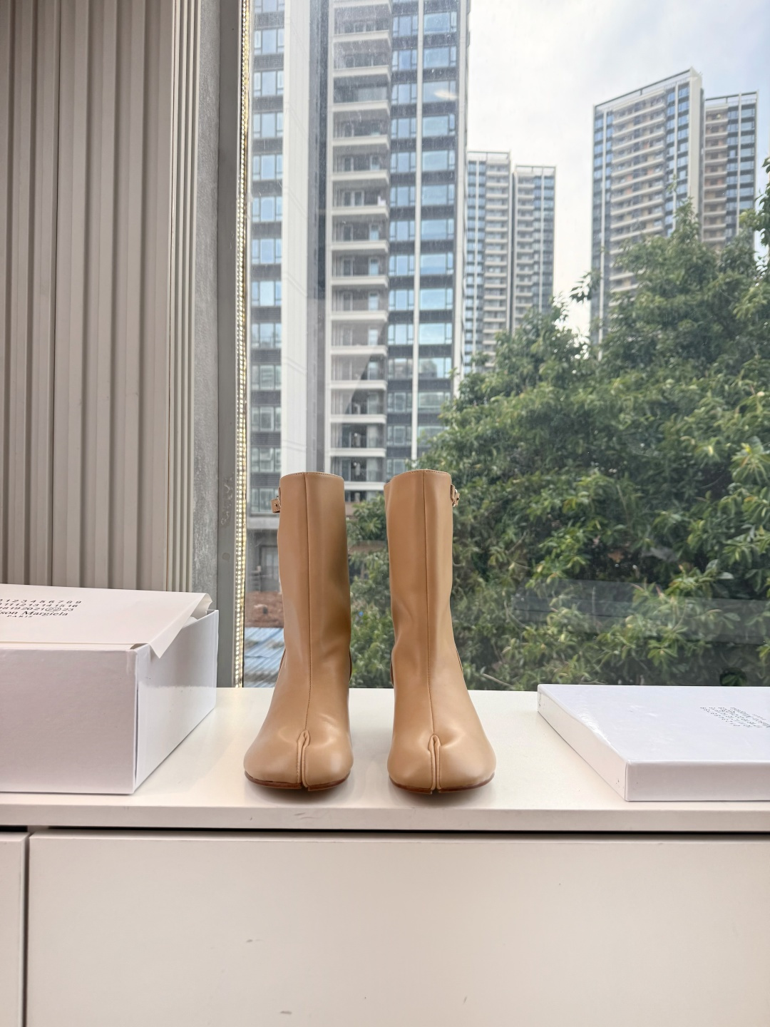 G012 MaisonMargiela | 把 Tabi短靴焊在脚上秋冬时节永远可以相信短靴，风度温度兼具，稳稳拿捏住时