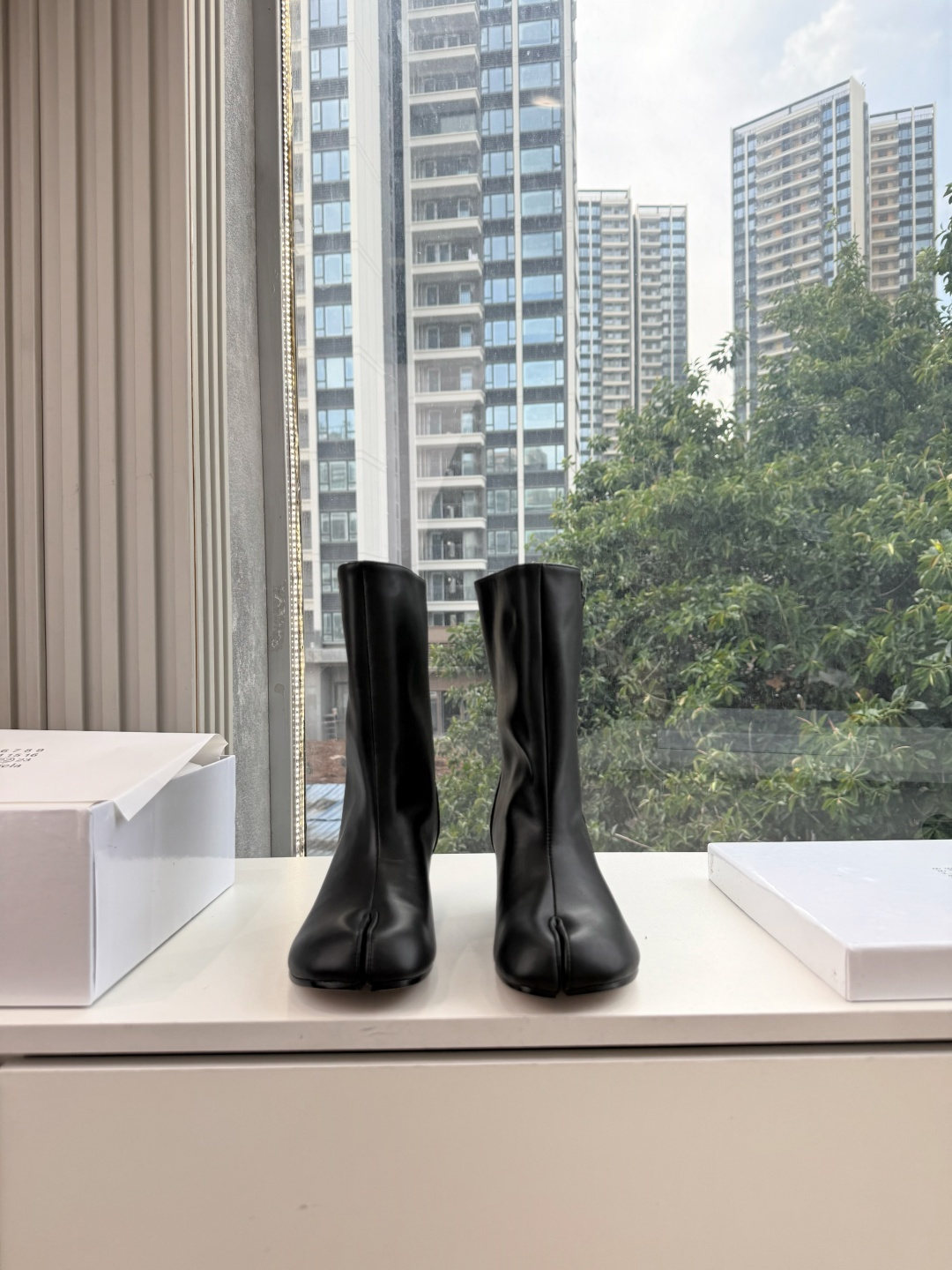 G012 MaisonMargiela | 把 Tabi短靴焊在脚上秋冬时节永远可以相信短靴，风度温度兼具，稳稳拿捏住时