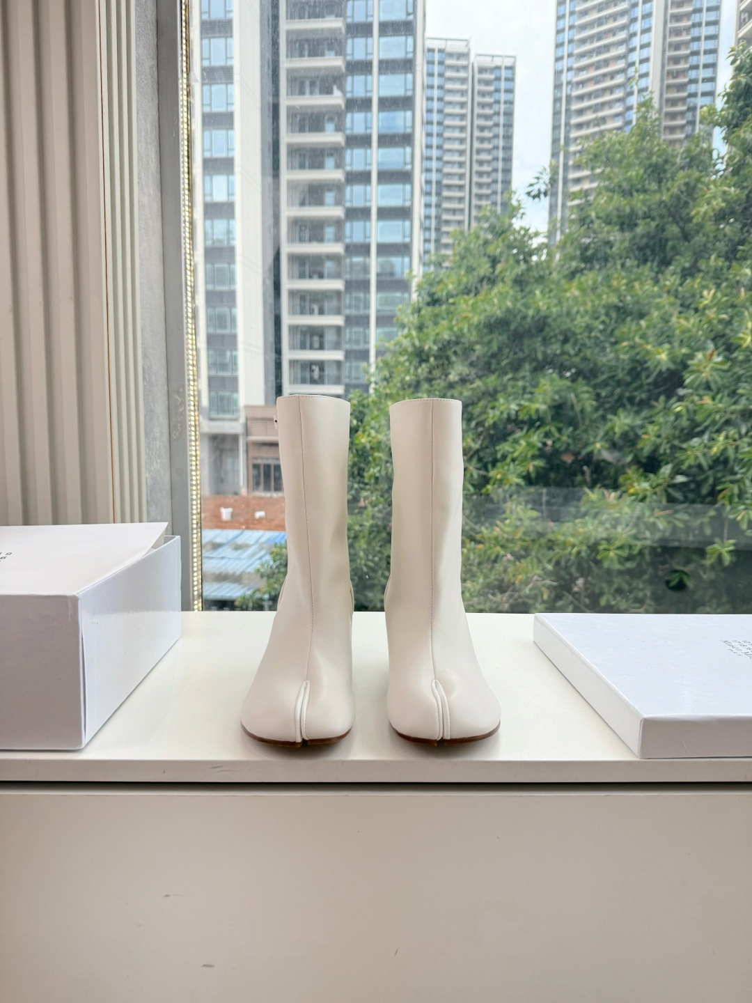 G012 MaisonMargiela | 把 Tabi短靴焊在脚上秋冬时节永远可以相信短靴，风度温度兼具，稳稳拿捏住时