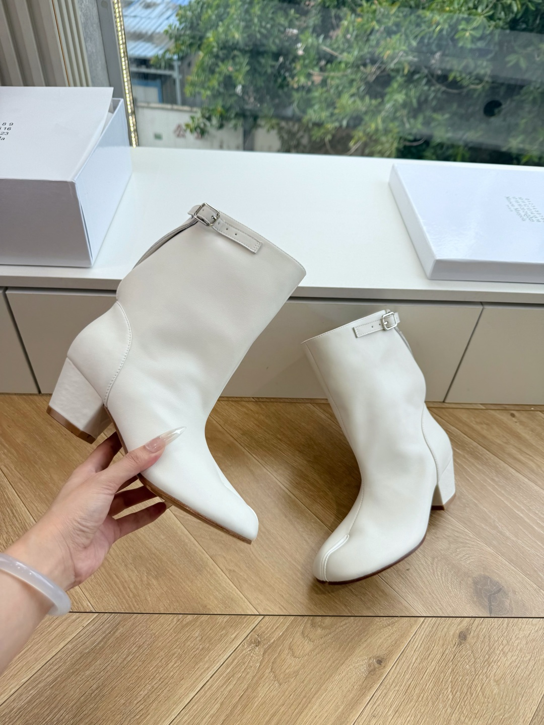 G012 MaisonMargiela | 把 Tabi短靴焊在脚上秋冬时节永远可以相信短靴，风度温度兼具，稳稳拿捏住时