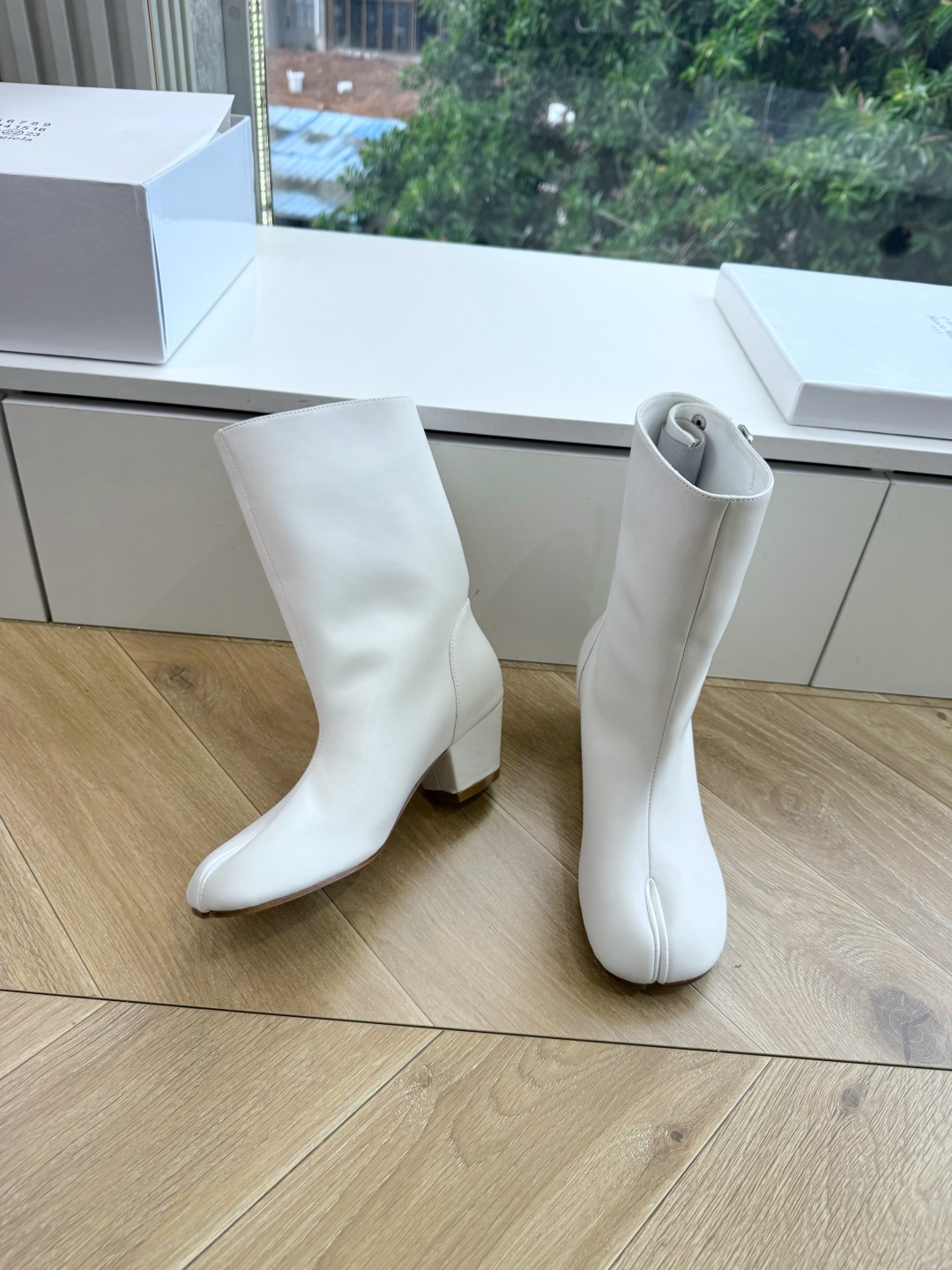 G012 MaisonMargiela | 把 Tabi短靴焊在脚上秋冬时节永远可以相信短靴，风度温度兼具，稳稳拿捏住时