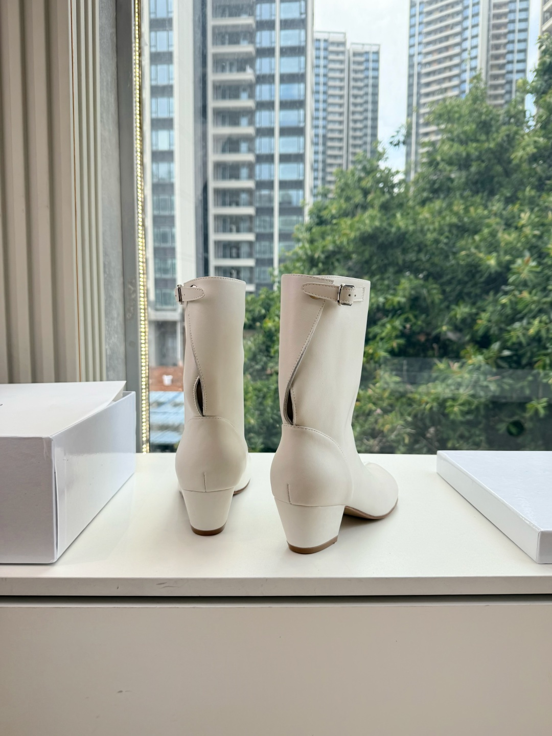 G012 MaisonMargiela | 把 Tabi短靴焊在脚上秋冬时节永远可以相信短靴，风度温度兼具，稳稳拿捏住时
