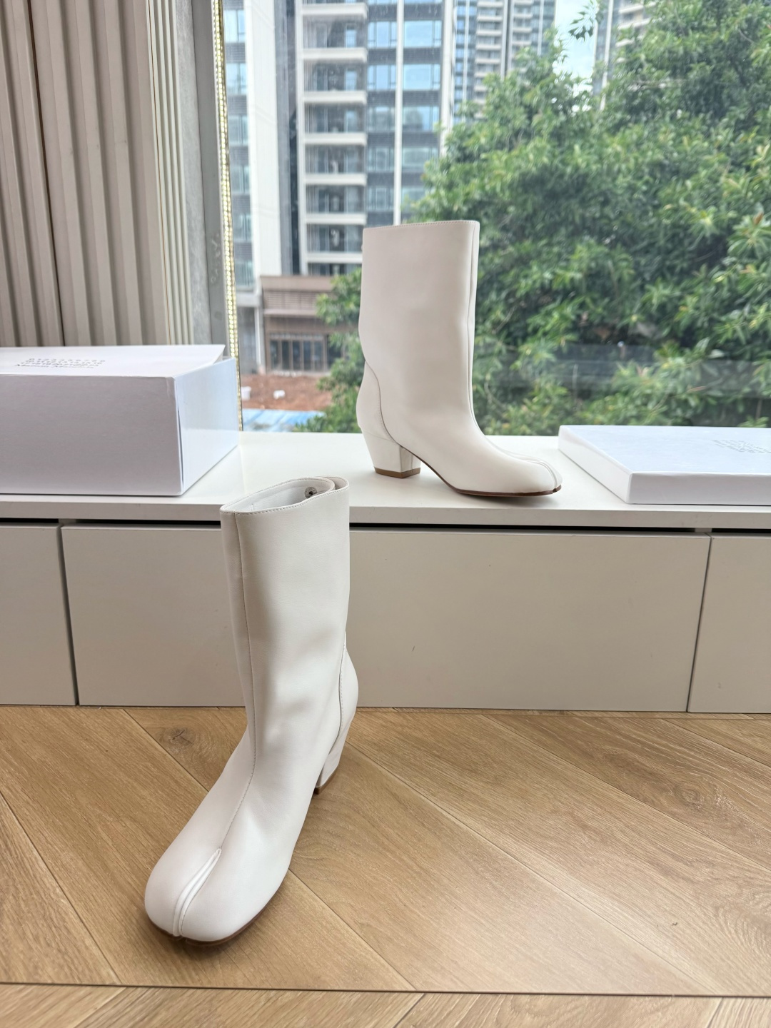 G012 MaisonMargiela | 把 Tabi短靴焊在脚上秋冬时节永远可以相信短靴，风度温度兼具，稳稳拿捏住时