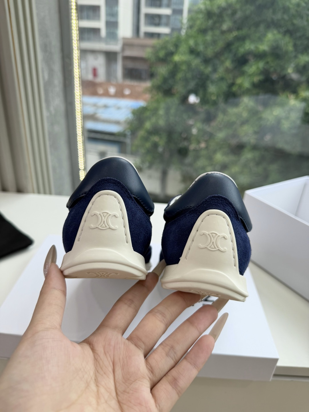 主打一个出货快品质好G039所见即所得代购级别CELINE|赛琳思琳春夏最新款Racer系列 阿甘鞋 配Celine专用 主打一个出货快品质好G039所见即所得代购级别CELINE|赛琳思琳春夏最新款Racer系列 阿甘鞋 配Celine专用