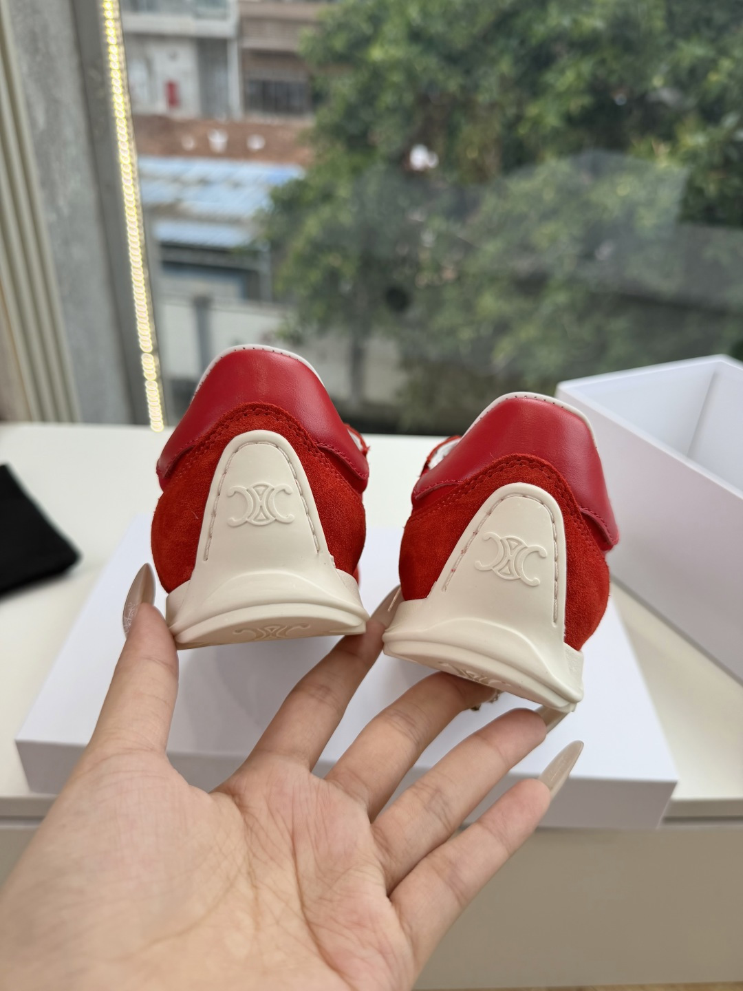 主打一个出货快品质好G039所见即所得代购级别CELINE|赛琳思琳春夏最新款Racer系列 阿甘鞋 配Celine专用 主打一个出货快品质好G039所见即所得代购级别CELINE|赛琳思琳春夏最新款Racer系列 阿甘鞋 配Celine专用