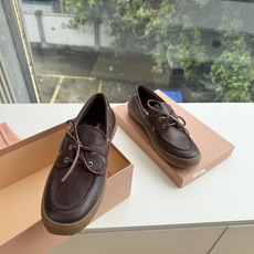 G261独家首发MIUMIU*缪缪厚底新款英伦风系带乐福鞋 🤩怎么穿都好看今夏时髦精最爱 看起来不怎么舒服 上脚超级舒服 G261独家首发MIUMIU*缪缪厚底新款英伦风系带乐福鞋 🤩怎么穿都好看今夏时髦精最爱 看起来不怎么舒服 上脚超级舒服