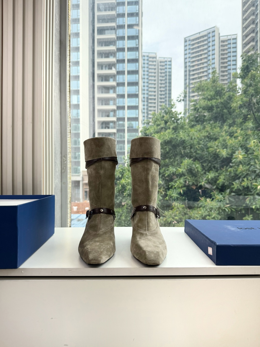 G213😃所见即所得SW秋冬靴系列！Stuart Weitzman 骑士靴平底切尔西短靴渠道好货势不可挡，搭配我们的RI