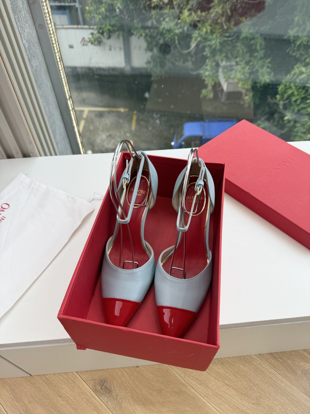 G289 VALENTINO华伦天奴凉鞋经典凉鞋春夏VLOGO SIGNATURE鞋型线条流畅.版型超赞上脚舒适.增高.