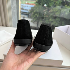 G679所见即所得The ro*2026新款平底切尔西短靴很少会看到一款会做到这么精细、而且对脚的包容性特别强,把脚型修 G679所见即所得The ro*2026新款平底切尔西短靴很少会看到一款会做到这么精细、而且对脚的包容性特别强,把脚型修