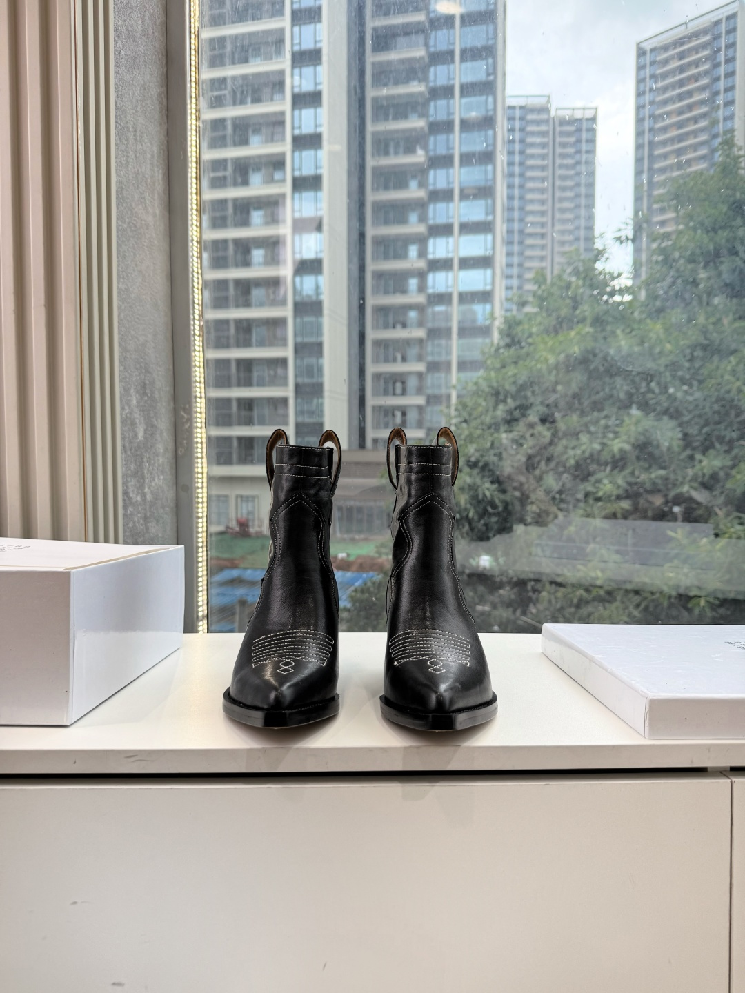 G012代购级别 Maison Margiel*马吉拉•分趾褶皱粗跟西部牛仔靴 太棒了的版本 非常不好做！马吉拉分趾靴又