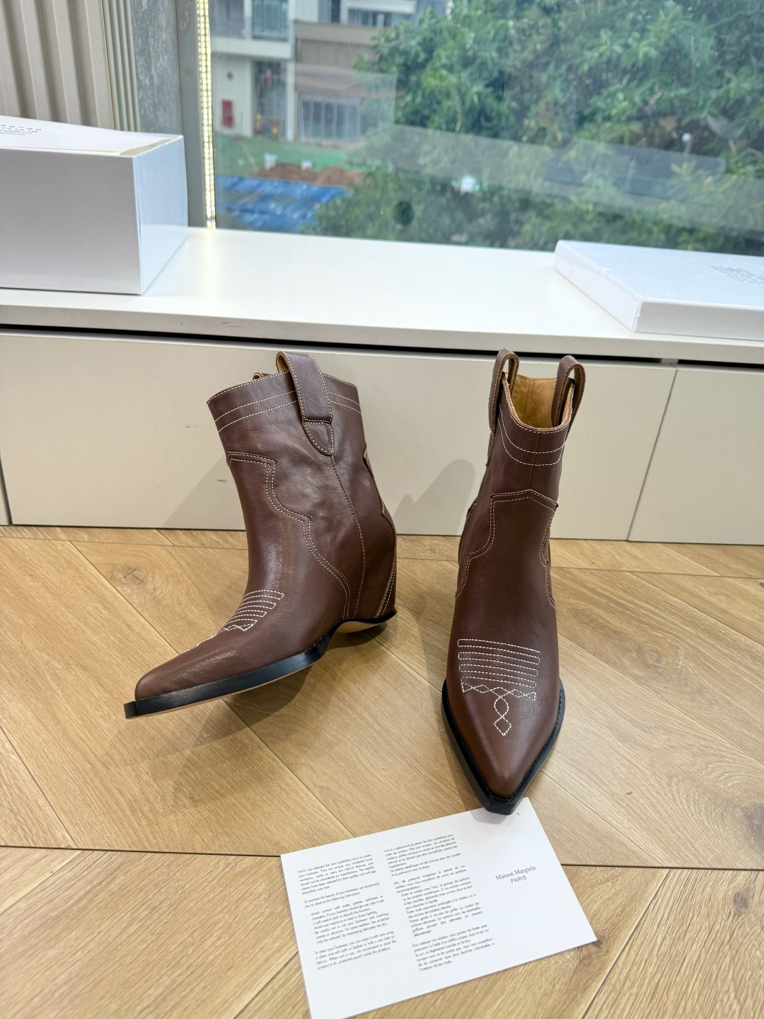 G012代购级别 Maison Margiel*马吉拉•分趾褶皱粗跟西部牛仔靴 太棒了的版本 非常不好做!马吉拉分趾靴又 G012代购级别 Maison Margiel*马吉拉•分趾褶皱粗跟西部牛仔靴 太棒了的版本 非常不好做!马吉拉分趾靴又