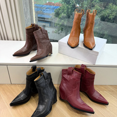 G012代购级别 Maison Margiel*马吉拉•分趾褶皱粗跟西部牛仔靴 太棒了的版本 非常不好做!马吉拉分趾靴又 G012代购级别 Maison Margiel*马吉拉•分趾褶皱粗跟西部牛仔靴 太棒了的版本 非常不好做!马吉拉分趾靴又