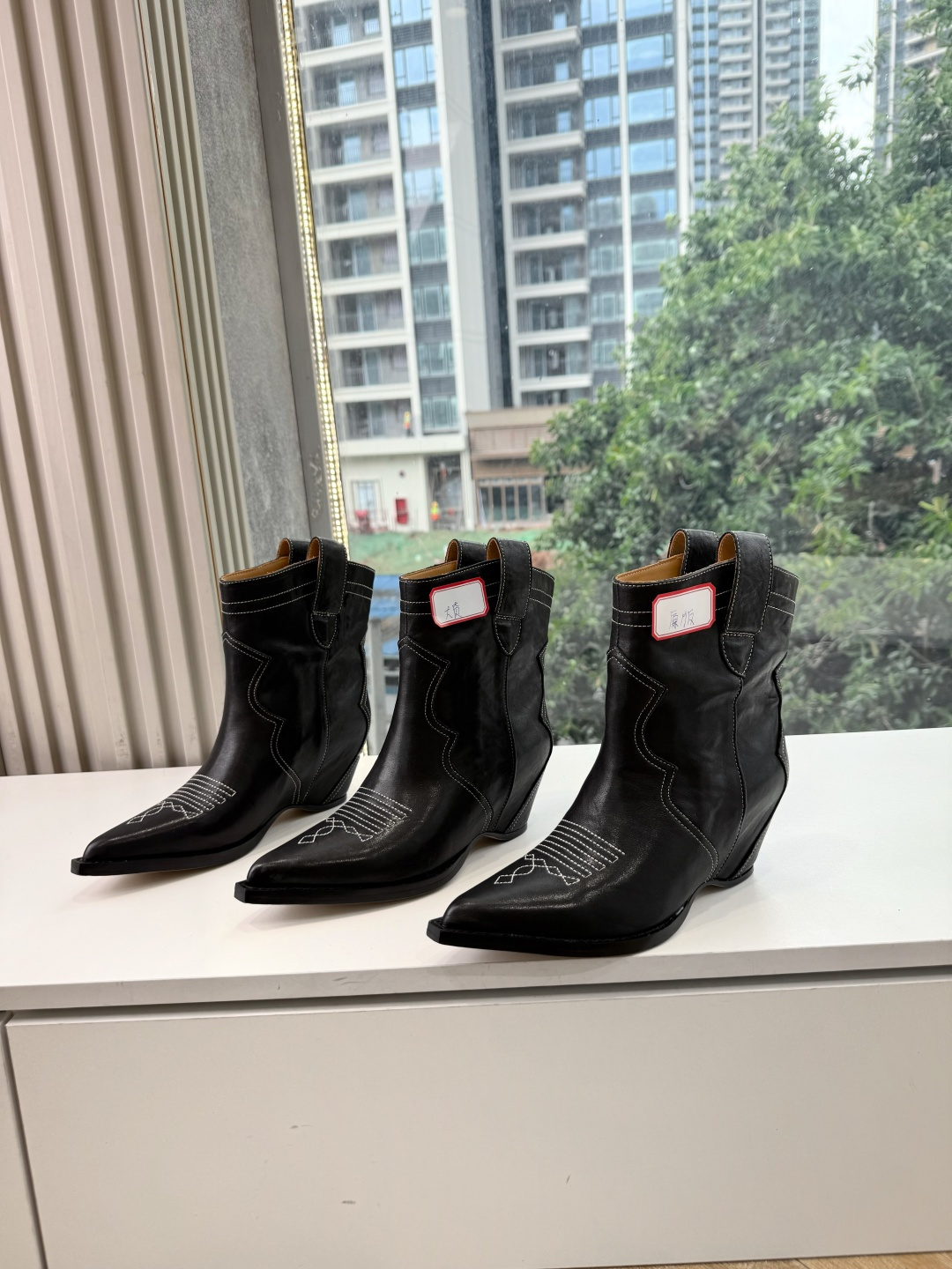 G012代购级别 Maison Margiel*马吉拉•分趾褶皱粗跟西部牛仔靴 太棒了的版本 非常不好做！马吉拉分趾靴又