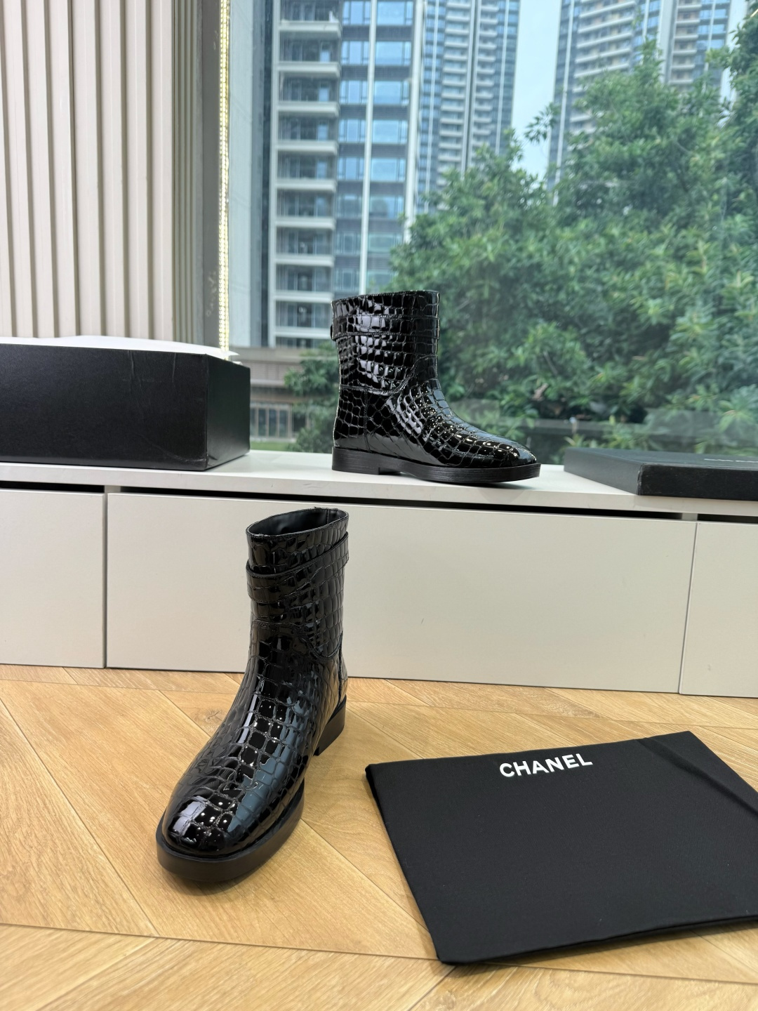 G238😀代购级别CHANEL 香奈儿*小香秋冬新款裤靴骑士靴库靴这款骑士靴真的是帅气时尚的代表,靴筒Chanel字母点 G238😀代购级别CHANEL 香奈儿*小香秋冬新款裤靴骑士靴库靴这款骑士靴真的是帅气时尚的代表,靴筒Chanel字母点