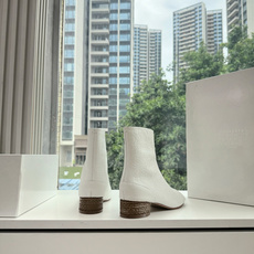 G077顶级品质Maison Margiel秋冬新款tabi分趾靴切尔西短靴 tabi分趾靴mm6夹趾鞋马吉拉分趾靴,牛 G077顶级品质Maison Margiel秋冬新款tabi分趾靴切尔西短靴 tabi分趾靴mm6夹趾鞋马吉拉分趾靴,牛
