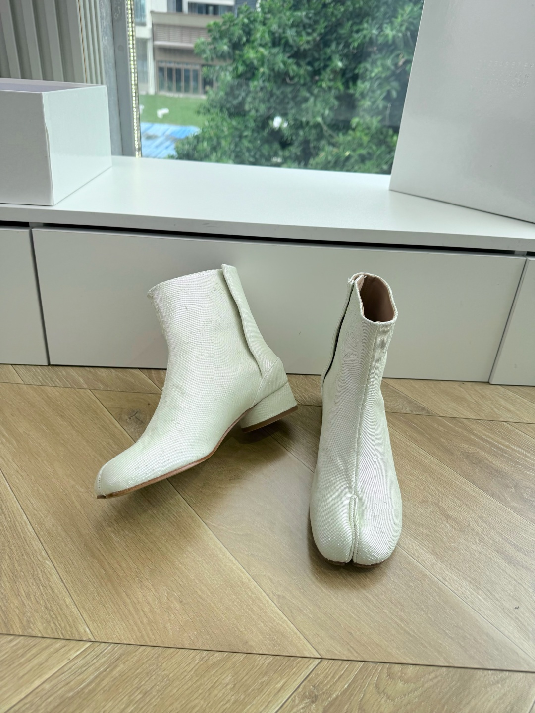 G077顶级品质Maison Margiel秋冬新款tabi分趾靴切尔西短靴 tabi分趾靴mm6夹趾鞋马吉拉分趾靴,牛 G077顶级品质Maison Margiel秋冬新款tabi分趾靴切尔西短靴 tabi分趾靴mm6夹趾鞋马吉拉分趾靴,牛