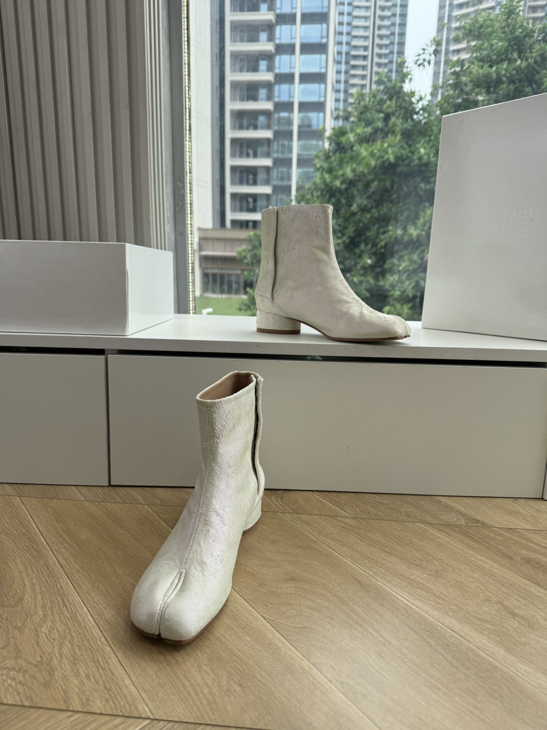 G077顶级品质Maison Margiel秋冬新款tabi分趾靴切尔西短靴 tabi分趾靴mm6夹趾鞋马吉拉分趾靴,牛 G077顶级品质Maison Margiel秋冬新款tabi分趾靴切尔西短靴 tabi分趾靴mm6夹趾鞋马吉拉分趾靴,牛