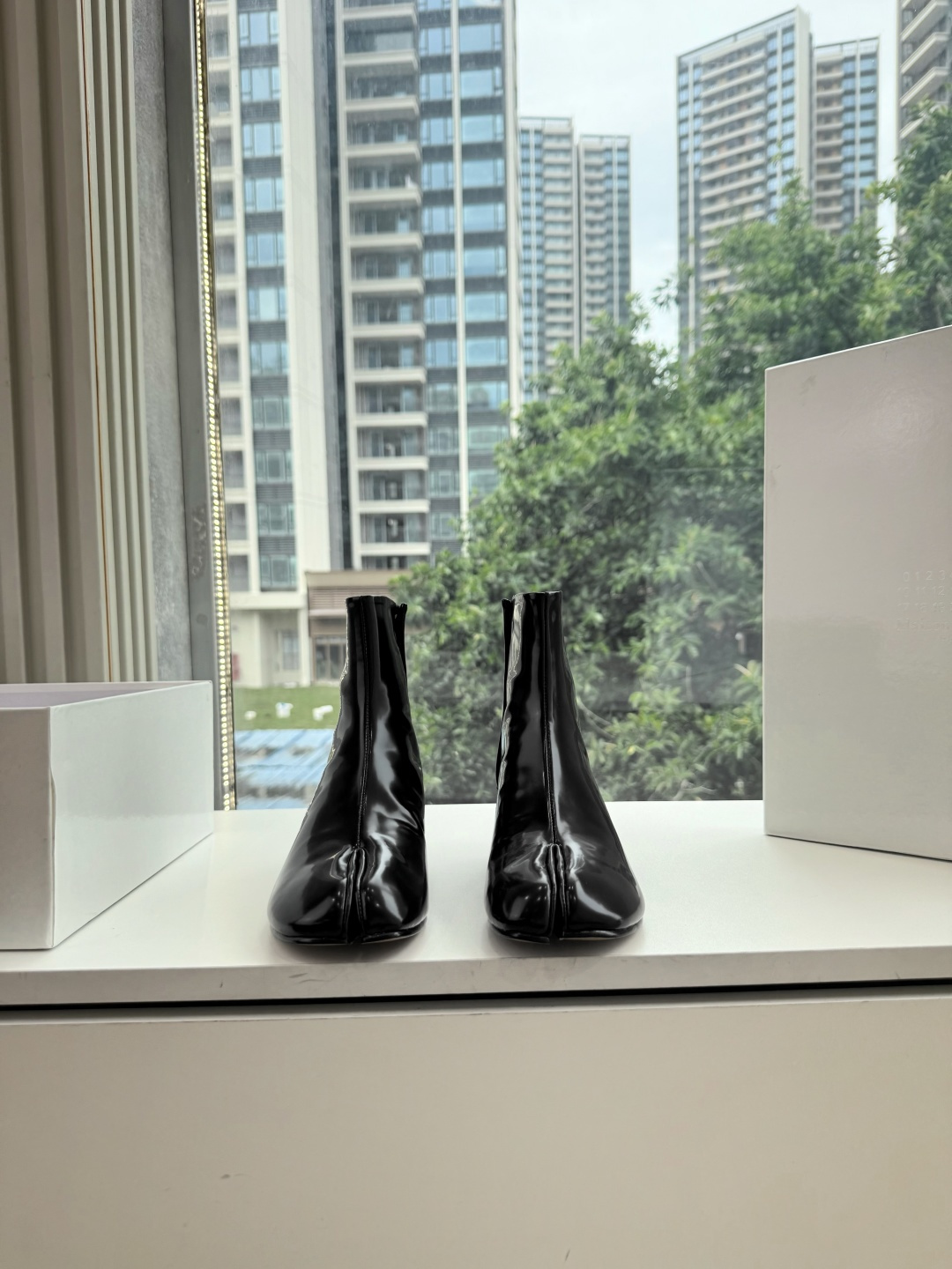 G077顶级品质Maison Margiel秋冬新款tabi分趾靴切尔西短靴 tabi分趾靴mm6夹趾鞋马吉拉分趾靴，牛