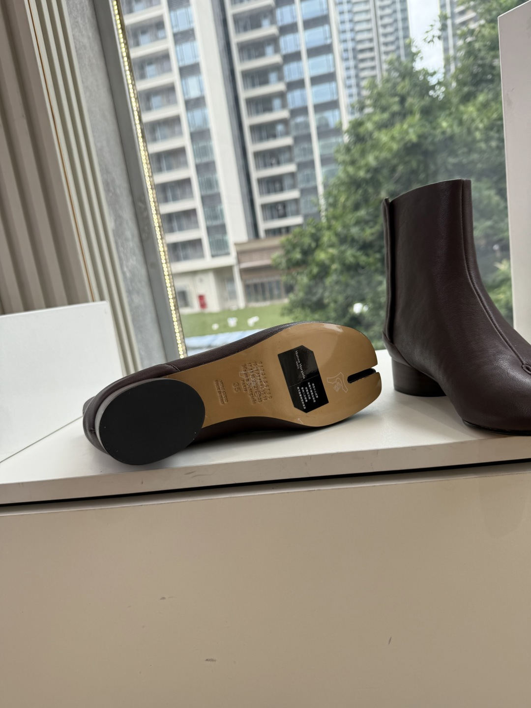 G077顶级品质Maison Margiel秋冬新款tabi分趾靴切尔西短靴 tabi分趾靴mm6夹趾鞋马吉拉分趾靴,牛 G077顶级品质Maison Margiel秋冬新款tabi分趾靴切尔西短靴 tabi分趾靴mm6夹趾鞋马吉拉分趾靴,牛