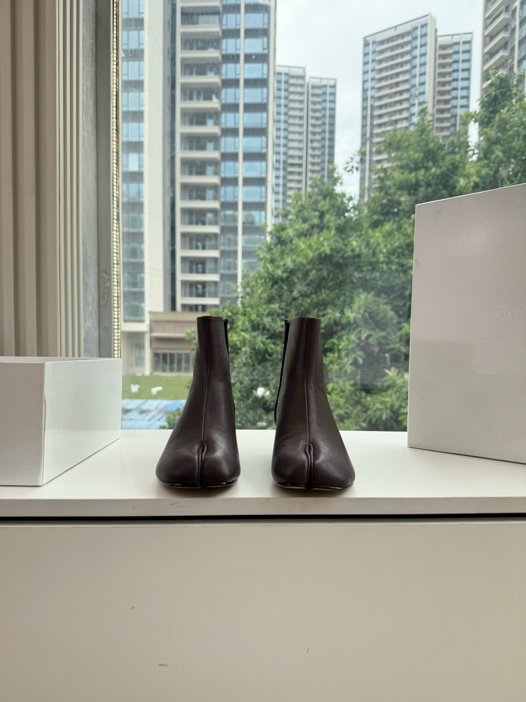 G077顶级品质Maison Margiel秋冬新款tabi分趾靴切尔西短靴 tabi分趾靴mm6夹趾鞋马吉拉分趾靴，牛