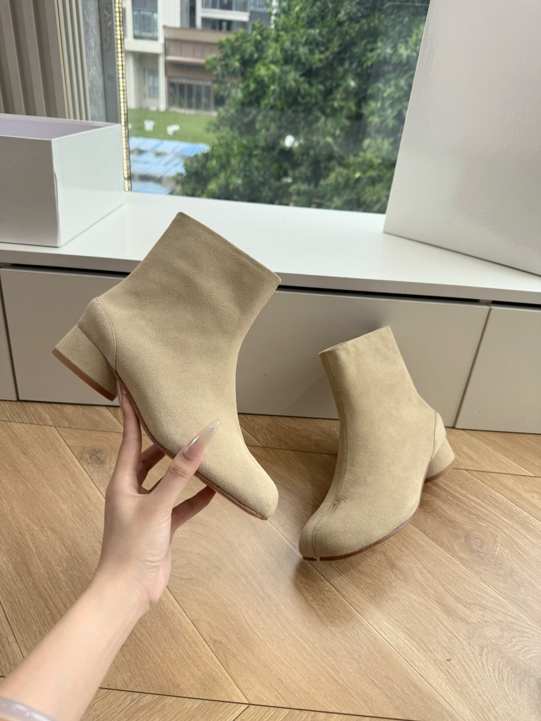 G077顶级品质Maison Margiel秋冬新款tabi分趾靴切尔西短靴 tabi分趾靴mm6夹趾鞋马吉拉分趾靴,牛 G077顶级品质Maison Margiel秋冬新款tabi分趾靴切尔西短靴 tabi分趾靴mm6夹趾鞋马吉拉分趾靴,牛