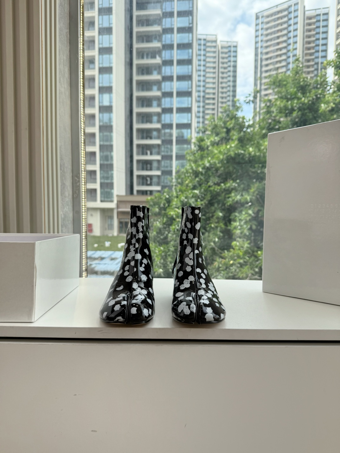 G077顶级品质Maison Margiel秋冬新款tabi分趾靴切尔西短靴 tabi分趾靴mm6夹趾鞋马吉拉分趾靴，牛