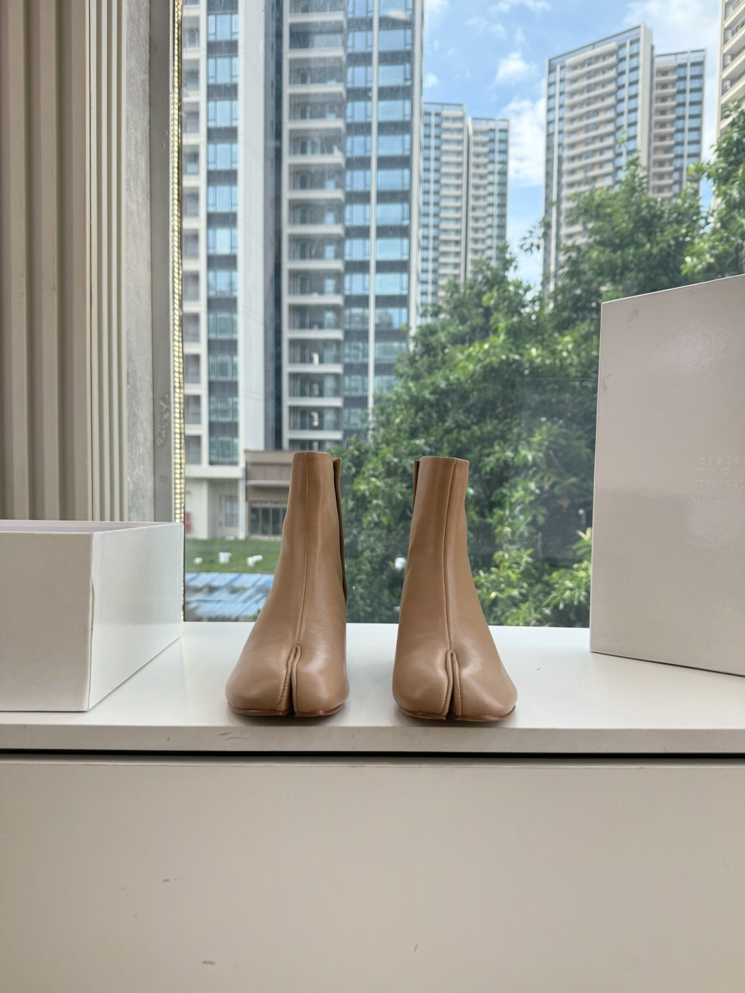 G077顶级品质Maison Margiel秋冬新款tabi分趾靴切尔西短靴 tabi分趾靴mm6夹趾鞋马吉拉分趾靴，牛