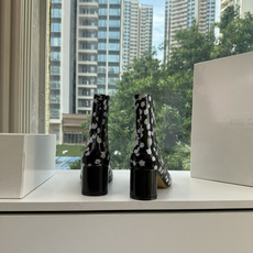 G077顶级品质Maison Margiel秋冬新款tabi分趾靴切尔西短靴 tabi分趾靴mm6夹趾鞋马吉拉分趾靴,牛 G077顶级品质Maison Margiel秋冬新款tabi分趾靴切尔西短靴 tabi分趾靴mm6夹趾鞋马吉拉分趾靴,牛