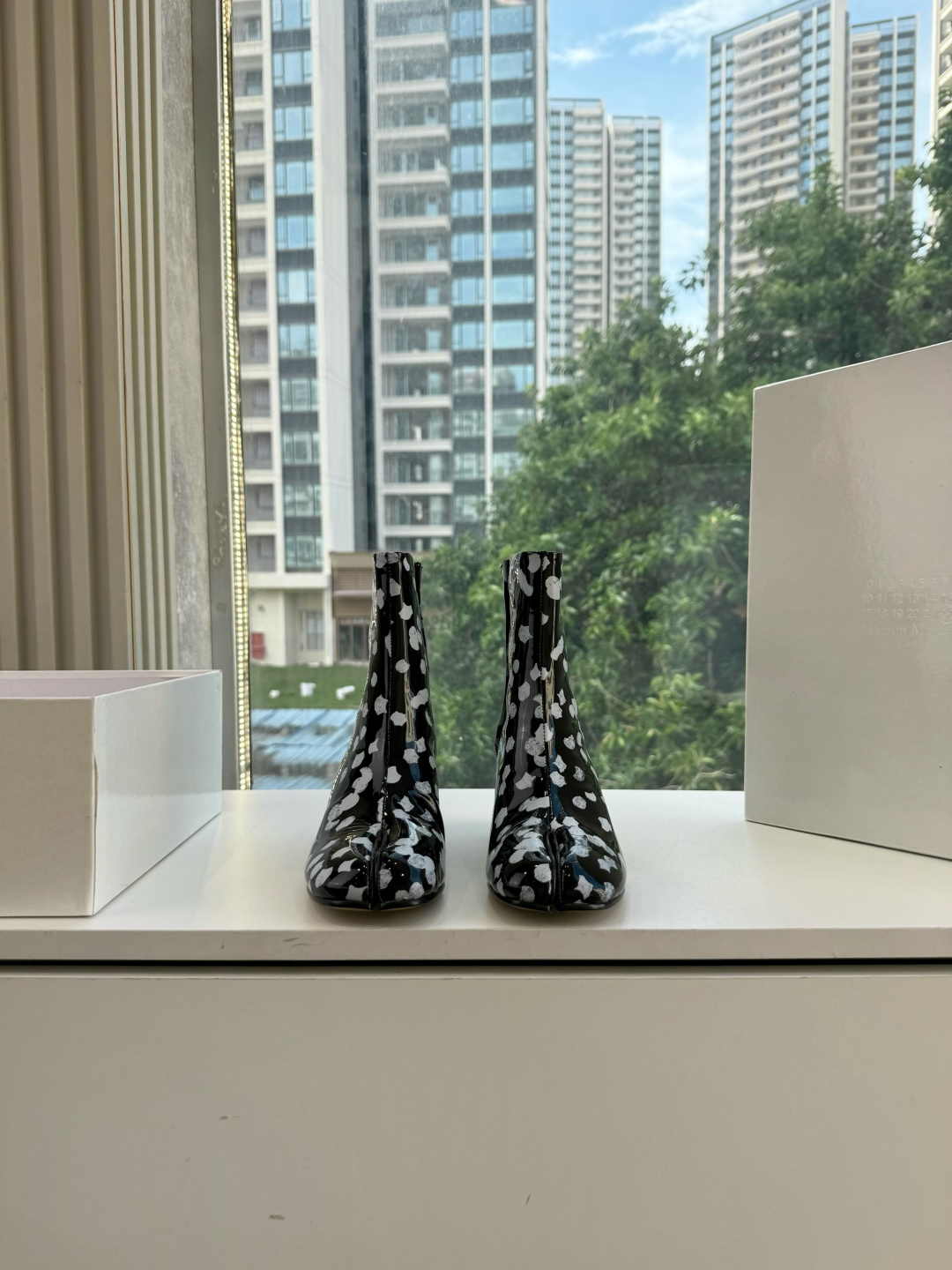 G077顶级品质Maison Margiel秋冬新款tabi分趾靴切尔西短靴 tabi分趾靴mm6夹趾鞋马吉拉分趾靴，牛