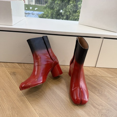 G077顶级品质Maison Margiel秋冬新款tabi分趾靴切尔西短靴 tabi分趾靴mm6夹趾鞋马吉拉分趾靴,牛 G077顶级品质Maison Margiel秋冬新款tabi分趾靴切尔西短靴 tabi分趾靴mm6夹趾鞋马吉拉分趾靴,牛
