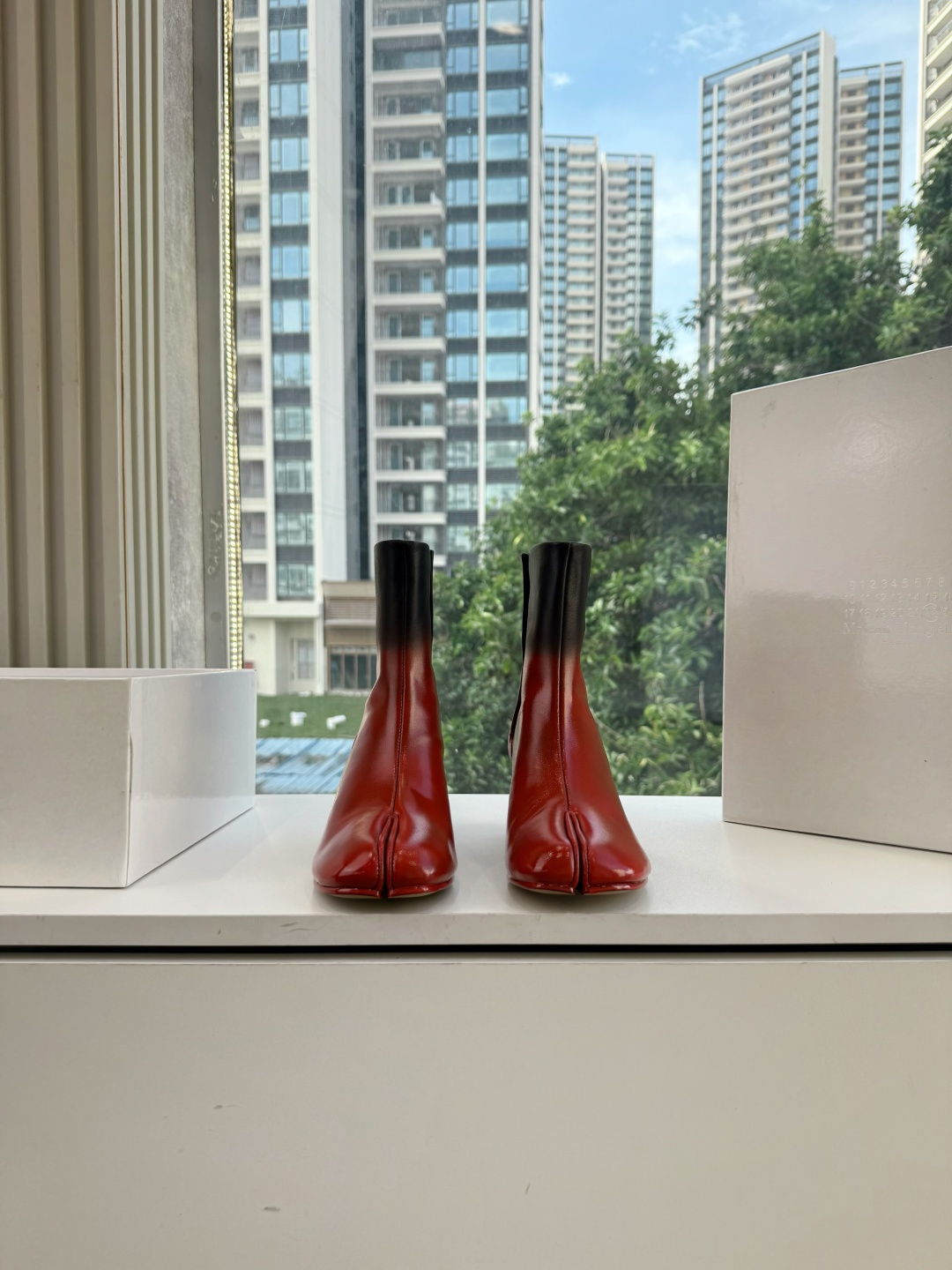 G077顶级品质Maison Margiel秋冬新款tabi分趾靴切尔西短靴 tabi分趾靴mm6夹趾鞋马吉拉分趾靴，牛