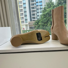 G077顶级品质Maison Margiel秋冬新款tabi分趾靴切尔西短靴 tabi分趾靴mm6夹趾鞋马吉拉分趾靴,牛 G077顶级品质Maison Margiel秋冬新款tabi分趾靴切尔西短靴 tabi分趾靴mm6夹趾鞋马吉拉分趾靴,牛