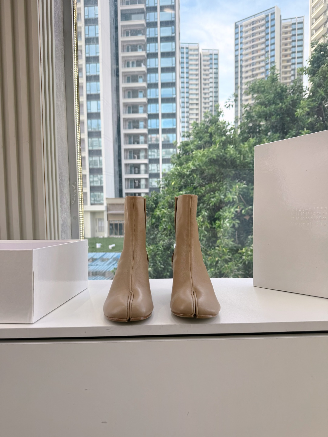 G077顶级品质Maison Margiel秋冬新款tabi分趾靴切尔西短靴 tabi分趾靴mm6夹趾鞋马吉拉分趾靴，牛