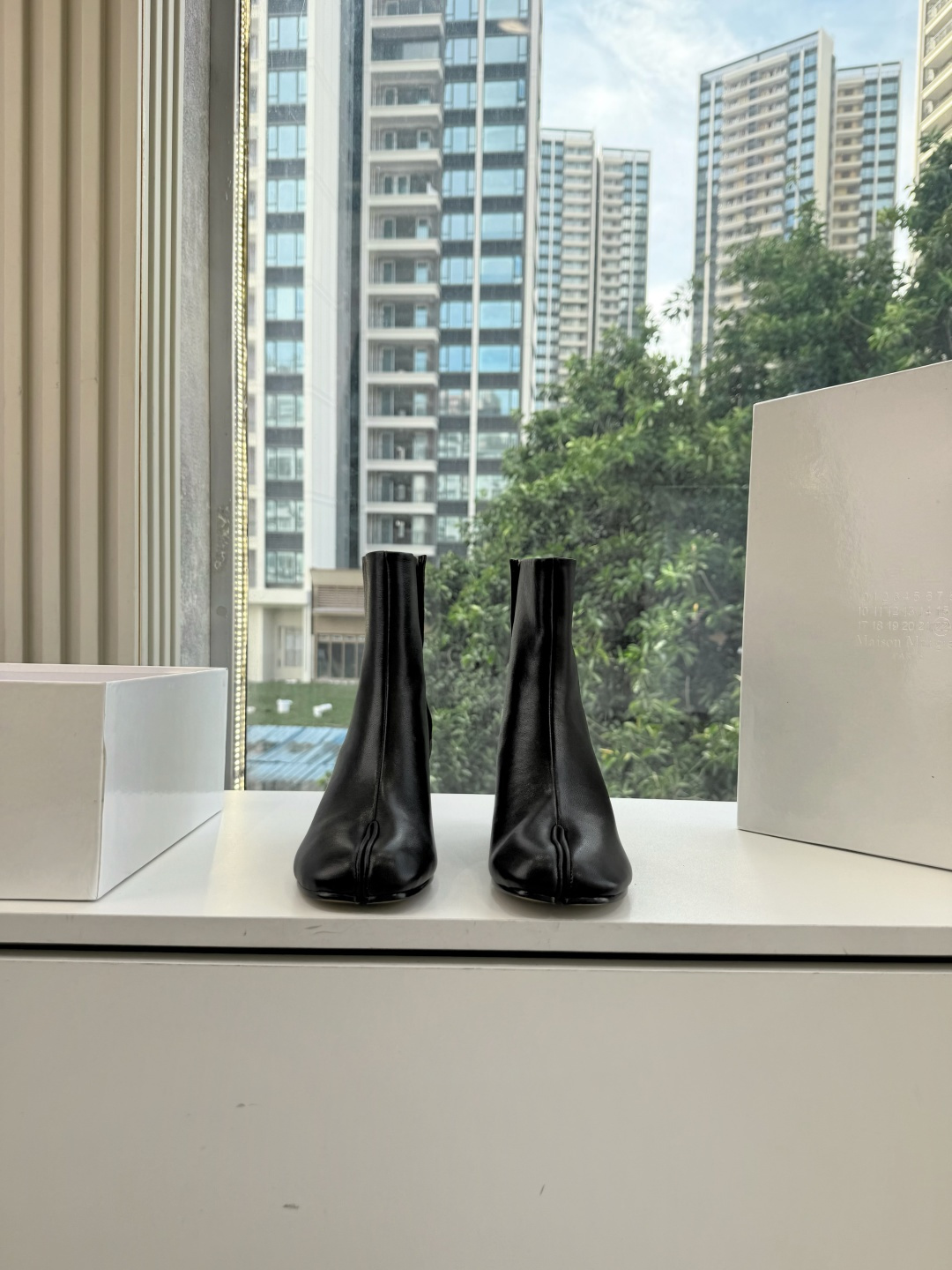 G077顶级品质Maison Margiel秋冬新款tabi分趾靴切尔西短靴 tabi分趾靴mm6夹趾鞋马吉拉分趾靴，牛