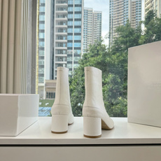 G077顶级品质Maison Margiel秋冬新款tabi分趾靴切尔西短靴 tabi分趾靴mm6夹趾鞋马吉拉分趾靴,牛 G077顶级品质Maison Margiel秋冬新款tabi分趾靴切尔西短靴 tabi分趾靴mm6夹趾鞋马吉拉分趾靴,牛