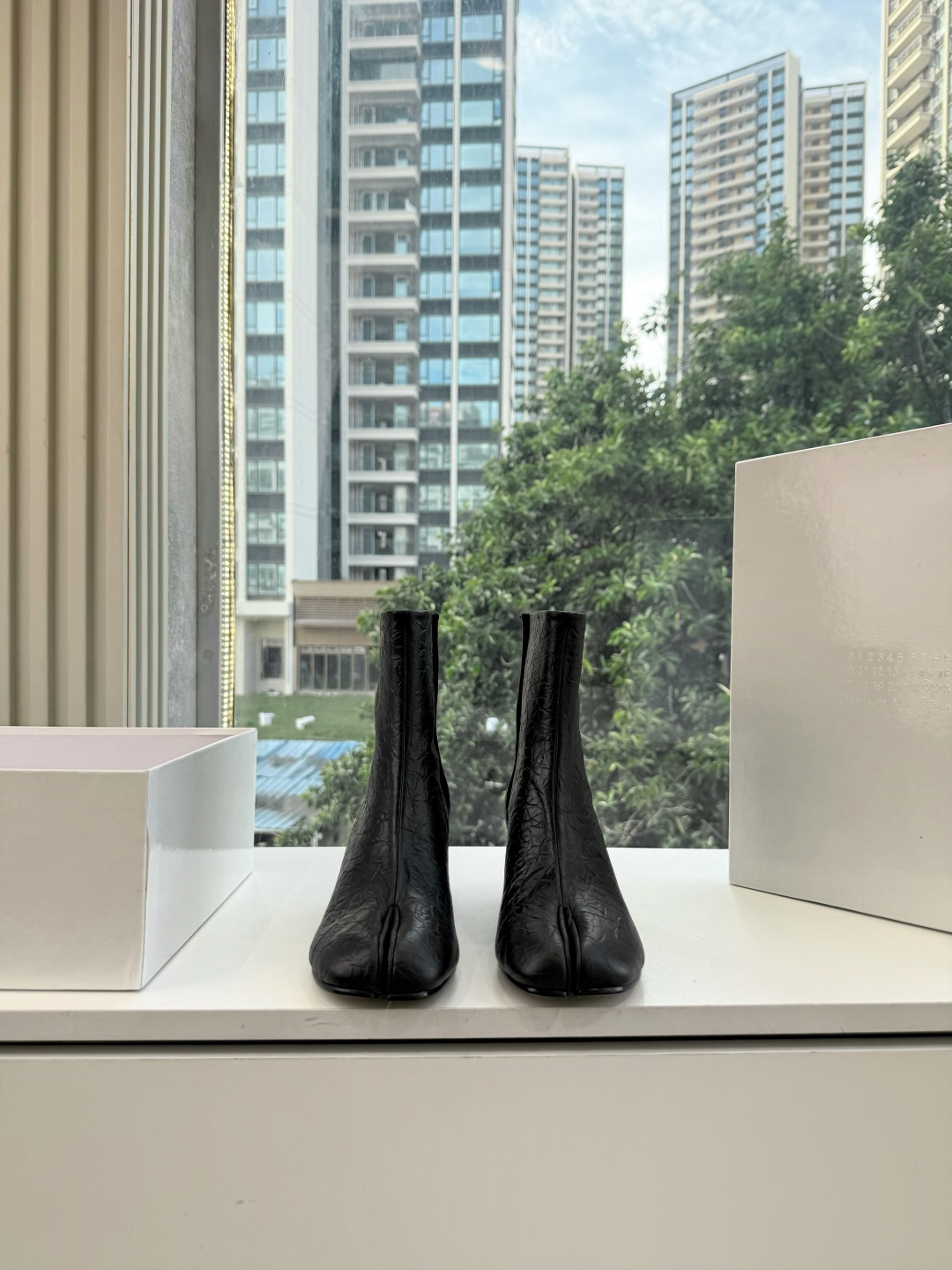 G077顶级品质Maison Margiel秋冬新款tabi分趾靴切尔西短靴 tabi分趾靴mm6夹趾鞋马吉拉分趾靴，牛