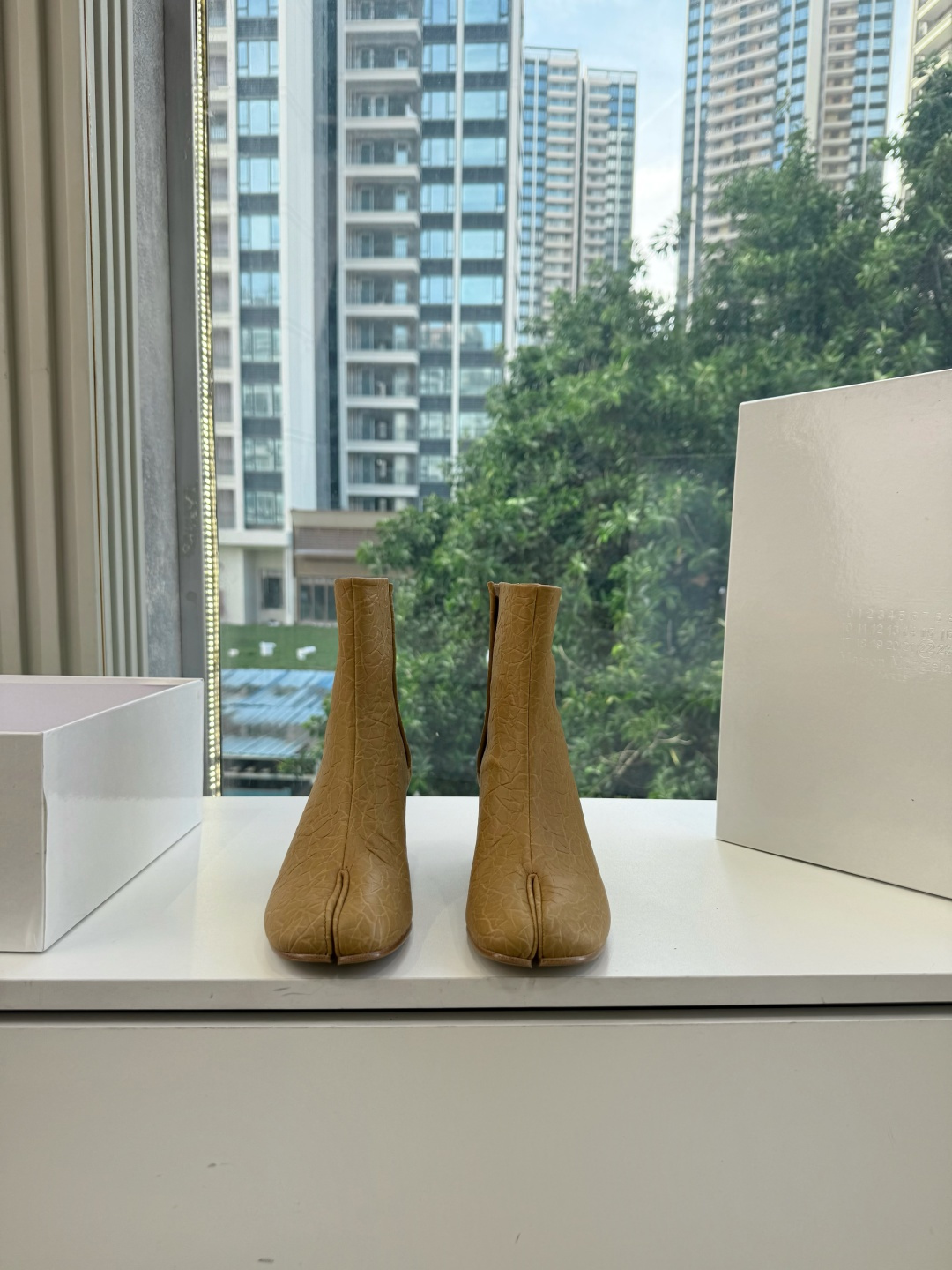 G077顶级品质Maison Margiel秋冬新款tabi分趾靴切尔西短靴 tabi分趾靴mm6夹趾鞋马吉拉分趾靴，牛