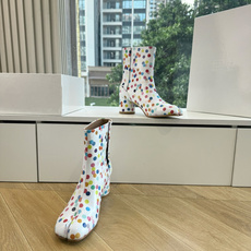 G077顶级品质Maison Margiel秋冬新款tabi分趾靴切尔西短靴 tabi分趾靴mm6夹趾鞋马吉拉分趾靴,牛 G077顶级品质Maison Margiel秋冬新款tabi分趾靴切尔西短靴 tabi分趾靴mm6夹趾鞋马吉拉分趾靴,牛