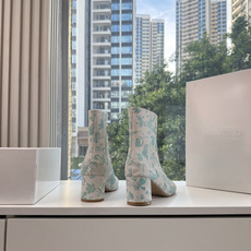 G077顶级品质Maison Margiel秋冬新款tabi分趾靴切尔西短靴 tabi分趾靴mm6夹趾鞋马吉拉分趾靴,牛 G077顶级品质Maison Margiel秋冬新款tabi分趾靴切尔西短靴 tabi分趾靴mm6夹趾鞋马吉拉分趾靴,牛