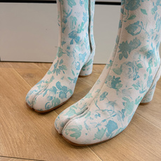 G077顶级品质Maison Margiel秋冬新款tabi分趾靴切尔西短靴 tabi分趾靴mm6夹趾鞋马吉拉分趾靴,牛 G077顶级品质Maison Margiel秋冬新款tabi分趾靴切尔西短靴 tabi分趾靴mm6夹趾鞋马吉拉分趾靴,牛