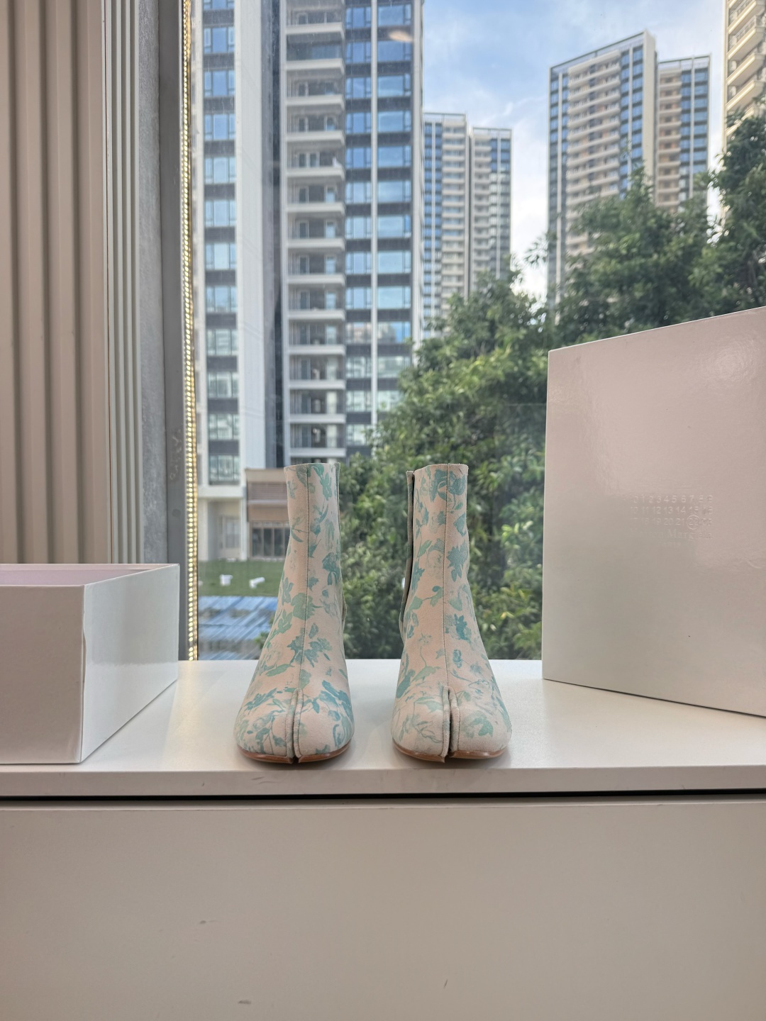 G077顶级品质Maison Margiel秋冬新款tabi分趾靴切尔西短靴 tabi分趾靴mm6夹趾鞋马吉拉分趾靴，牛