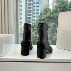 G077顶级品质Maison Margiel秋冬新款tabi分趾靴切尔西短靴 tabi分趾靴mm6夹趾鞋马吉拉分趾靴,牛 G077顶级品质Maison Margiel秋冬新款tabi分趾靴切尔西短靴 tabi分趾靴mm6夹趾鞋马吉拉分趾靴,牛