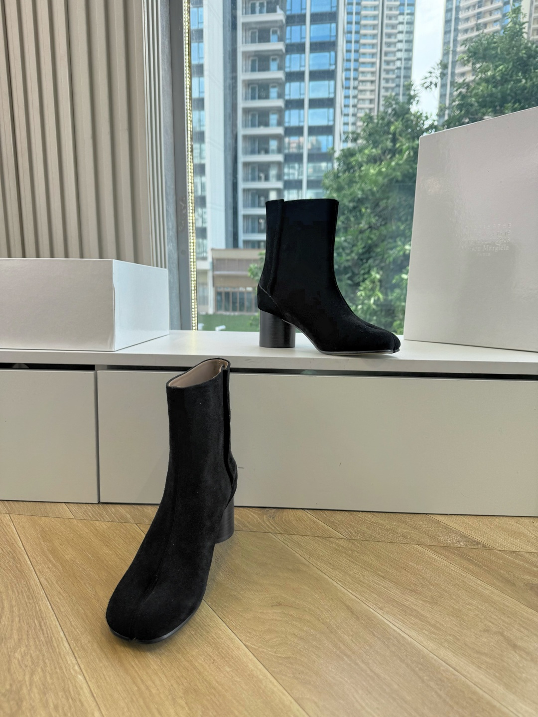 G077顶级品质Maison Margiel秋冬新款tabi分趾靴切尔西短靴 tabi分趾靴mm6夹趾鞋马吉拉分趾靴,牛 G077顶级品质Maison Margiel秋冬新款tabi分趾靴切尔西短靴 tabi分趾靴mm6夹趾鞋马吉拉分趾靴,牛
