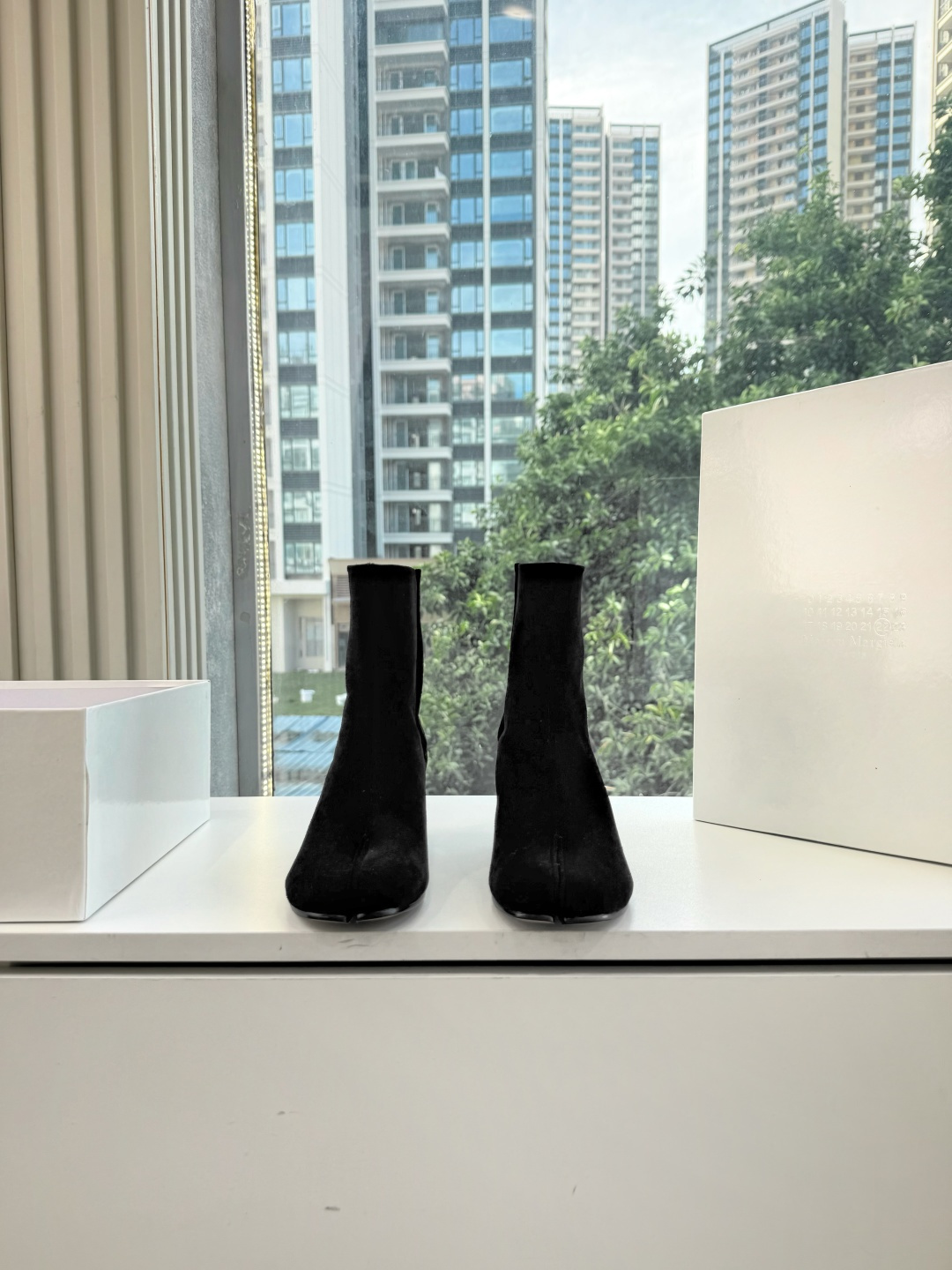 G077顶级品质Maison Margiel秋冬新款tabi分趾靴切尔西短靴 tabi分趾靴mm6夹趾鞋马吉拉分趾靴，牛