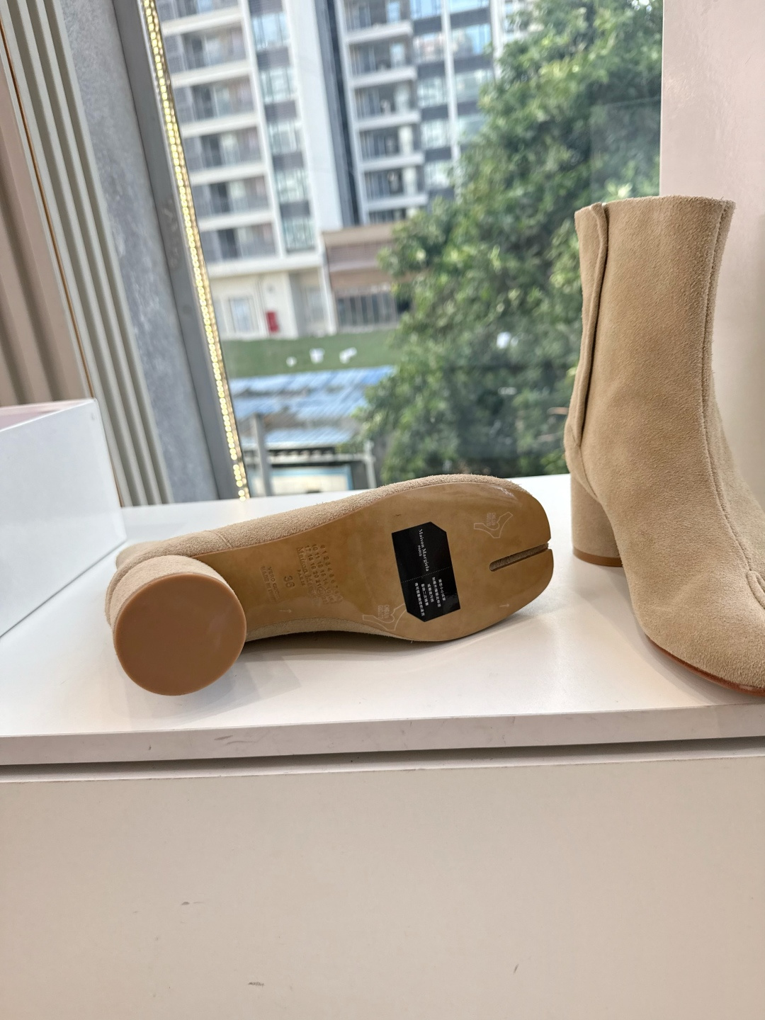 G077顶级品质Maison Margiel秋冬新款tabi分趾靴切尔西短靴 tabi分趾靴mm6夹趾鞋马吉拉分趾靴，牛