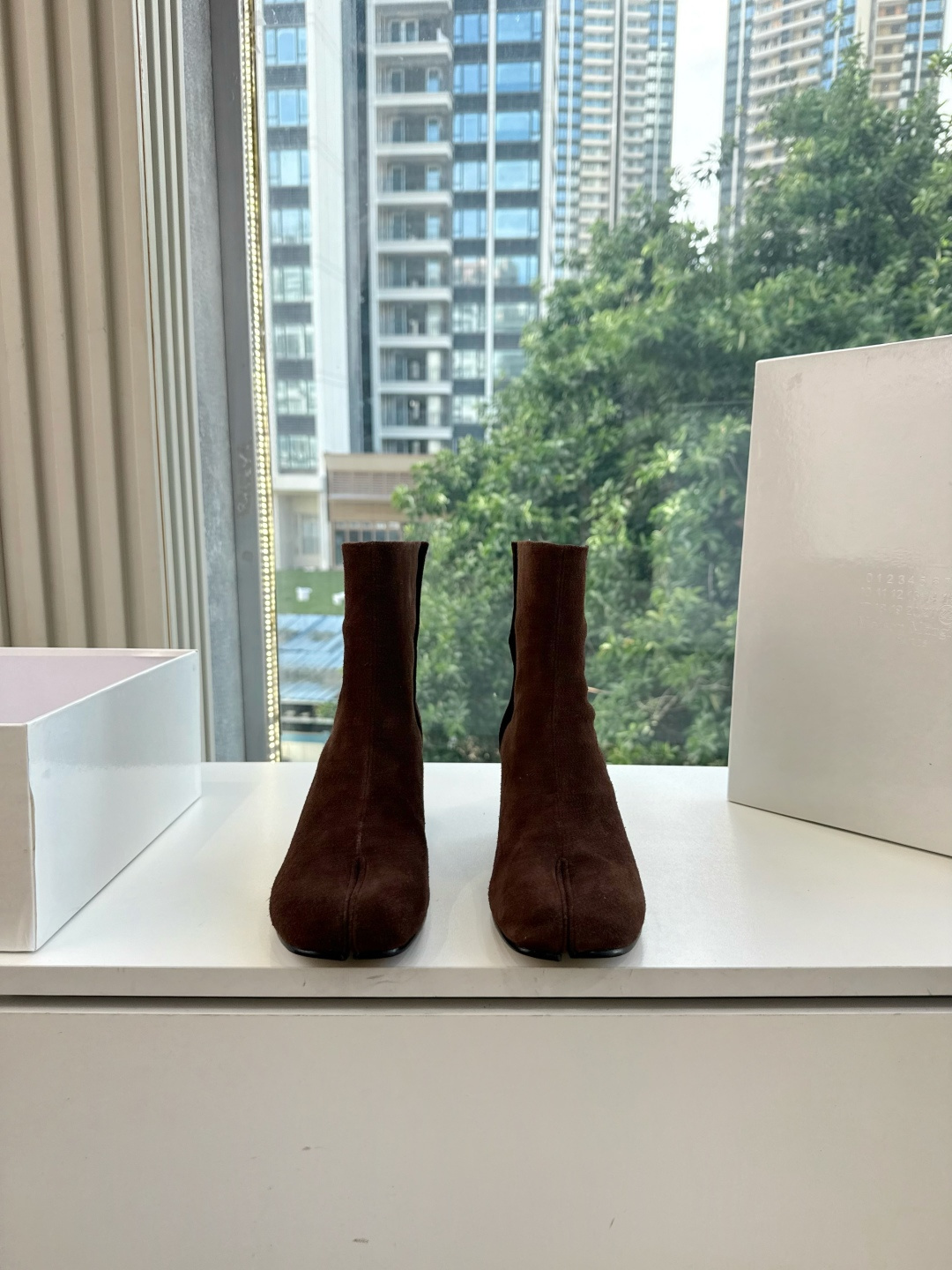 G077顶级品质Maison Margiel秋冬新款tabi分趾靴切尔西短靴 tabi分趾靴mm6夹趾鞋马吉拉分趾靴，牛